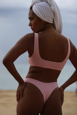 Pacific Sunkissed Bottom